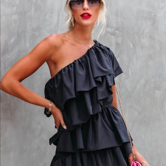 RADIANCE RUFFLE ONE SHOULDER TIERED MINI DRESS size medium - Picture 3 of 6